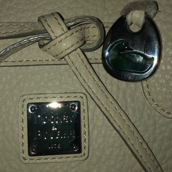 Purse - Picture 3 of 4